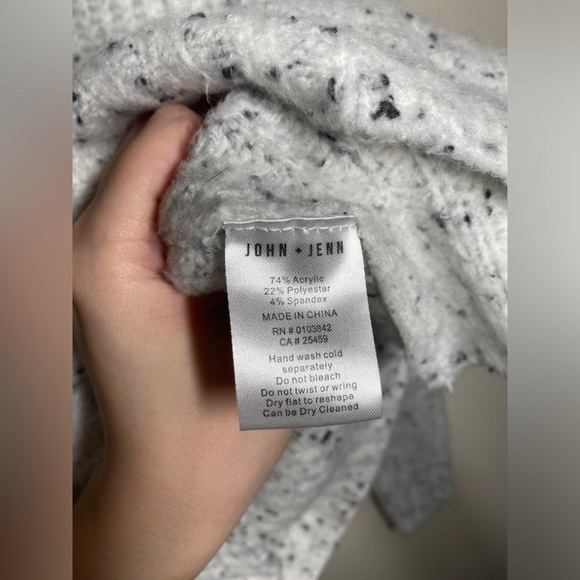 John + Jenn Anthropologie Louie Crewneck Knit Sweater in “Snowfall” - Picture 7 of 8